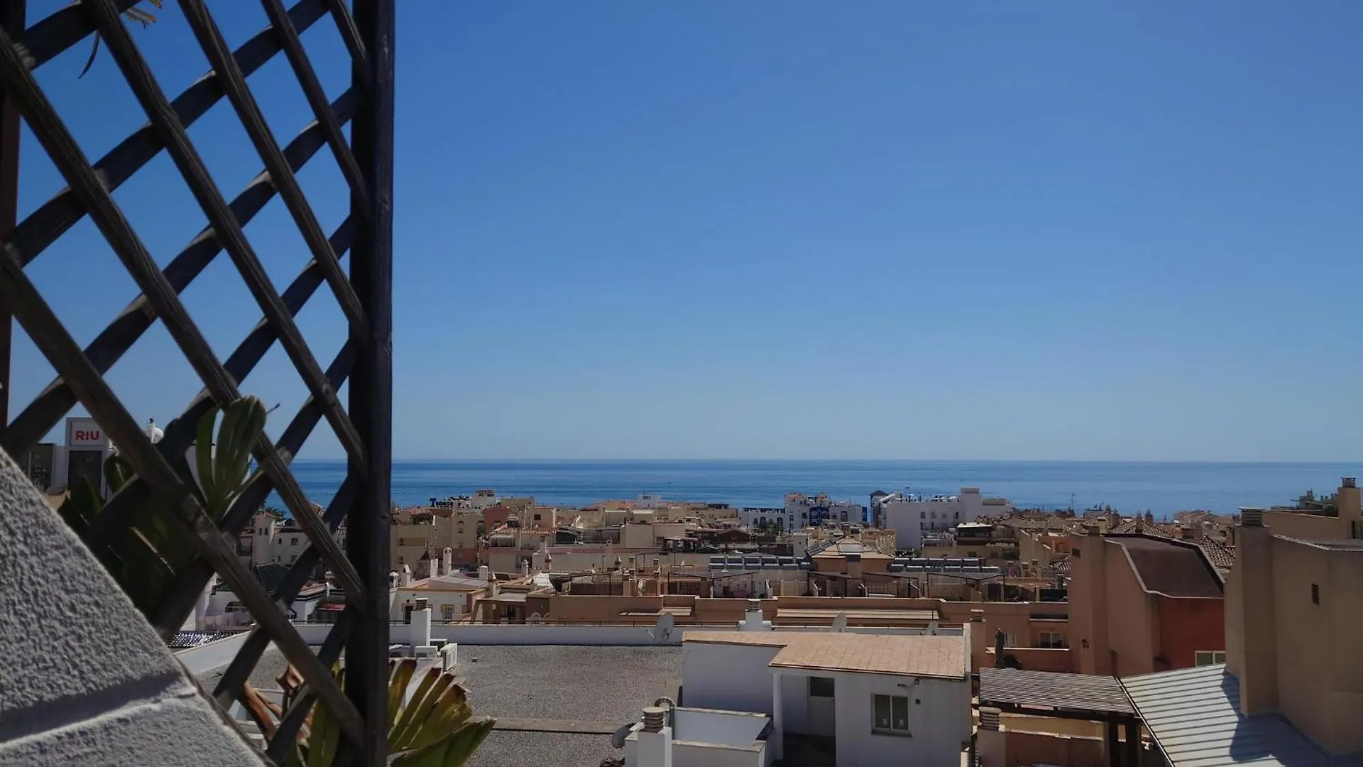 Carmen Apartamento Millon - Private Roof Terrace With Jacuzzi & Bbq Nerja